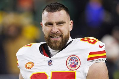 Travis Kelce Had Such a Classy Answer When Asked About Bad Officiating in Chiefs’ Loss to Packers