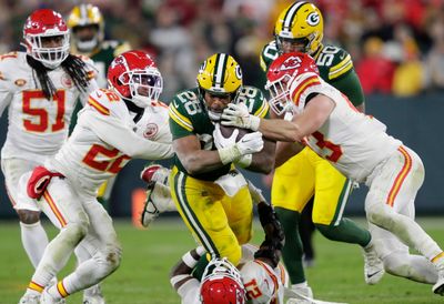 AJ Dillon and Packers run game help shoulder workload vs. Chiefs