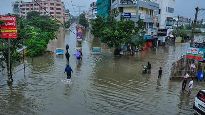 Cyclone Michaung: incessant rain paralyses normal life in Nellore