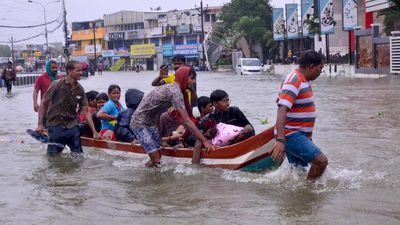 Cyclone Michaung | Chennai, surrounding areas marooned as Michaung wreaks havoc