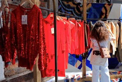 Woman finds late mother-in-law’s vintage fur coat at thrift store