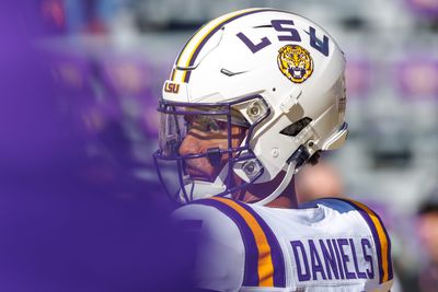 Saints pick LSU star quarterback Jayden Daniels in 2024 mock draft