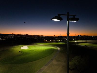 Grass Clippings, Arizona’s first fully lit 18-hole golf course opens, sells out first weekend