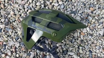 Endura Singletrack MIPS helmet review – MIPS and Koroyd protection