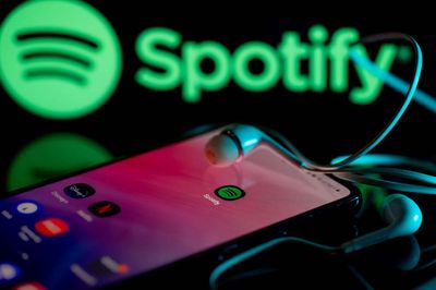 Happy Holidays? Spotify Conducts TMT's Biggest Layoff of 2023 Despite 11% Q3 Revenue Grow
