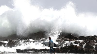 Season's first tropical cyclone could impact Qld coast