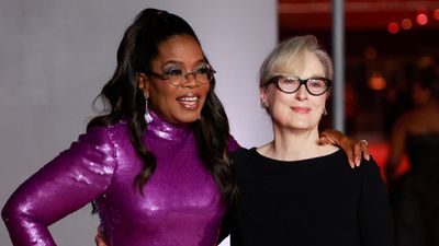Meryl Streep and Oprah just had a heartwarming friendship moment as they both stunned in festive attire on red carpet