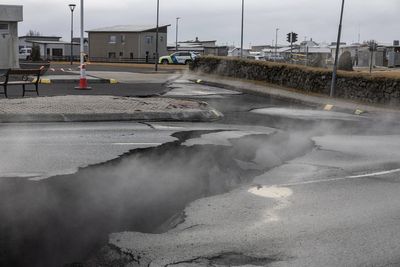 Iceland volcano – latest: 180 earthquakes in 48 hours as Met Office warns ‘unrest not over’