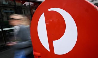 Modern mail: Australia Post to end daily letter deliveries in a bid to avoid losses