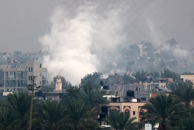 Israeli troops ‘in heart’ of Gaza’s second city as it intensifies aerial bombardment