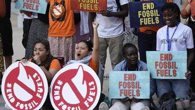 COP28 Climate Summit | Global Stocktake draft calls for phasing out fossil fuels
