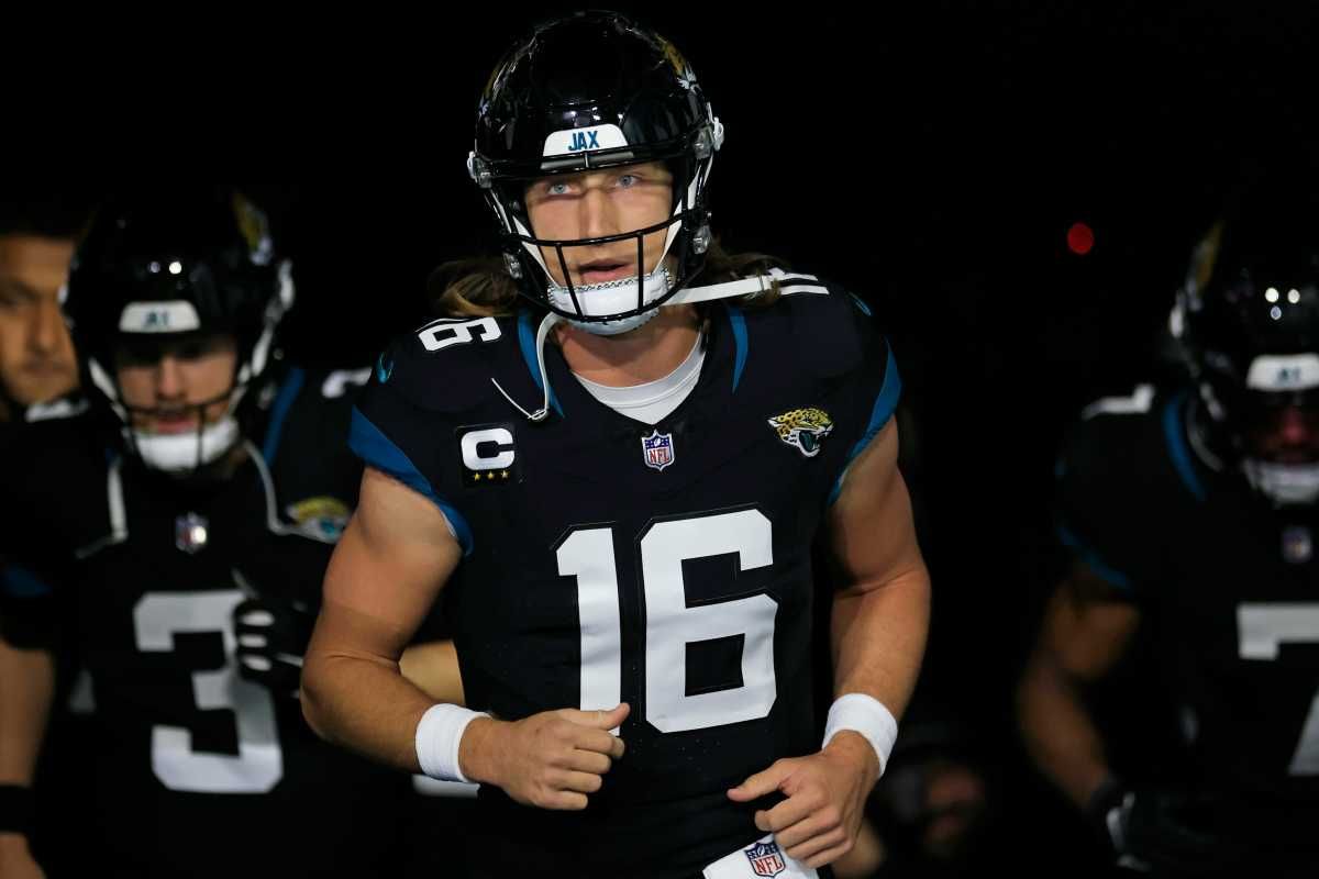 Jaguars’ Trevor Lawrence Suffered Sprained Ankle Vs.…