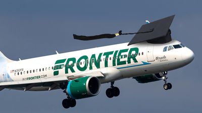 Frontier Airlines settles important case with five pilots