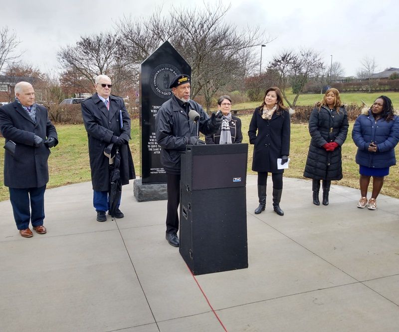 Kentucky Veterans Hall of Fame monument dedicated in…