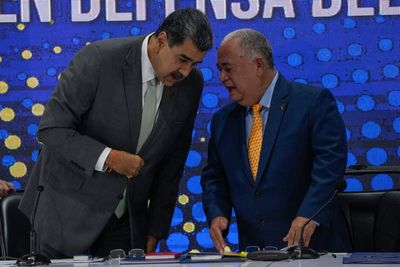 Maduro orders the 'immediate' exploitation of oil, gas and mines in Guyana's Essequibo