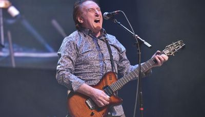 Denny Laine, founding member of the Moody Blues and Paul McCartney’s Wings, dead at 79