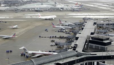 Wingtips of two planes collide at O’Hare