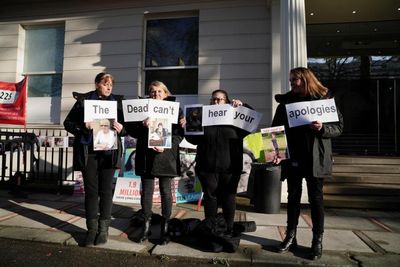 Protesters removed from Covid Inquiry as Boris Johnson begins with apology