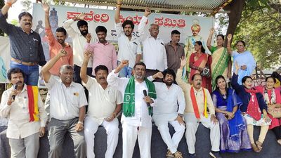 Cauvery issue: Distress formula mandatory to resolve the crisis, says KRRS