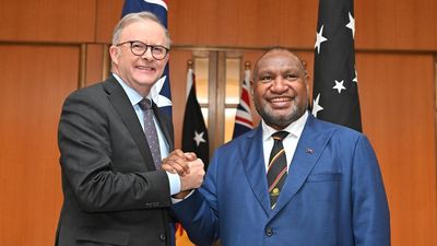 Australia bolsters security with Pacific neighbour pact