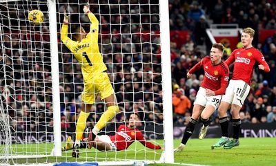 McTominay spares Fernandes’s blushes as Manchester United beat Chelsea