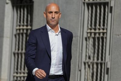 Luis Rubiales ‘forcefully kissed’ England player at Women’s World Cup