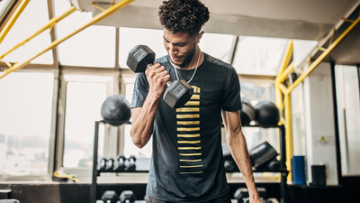 You only need two dumbbells and these 6 exercises for a defined upper body