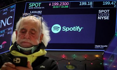 Spotify CFO cashes in £7.2m in shares after value surges on news of job cuts