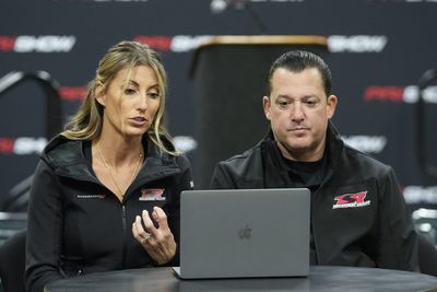 Tony Stewart is taking over his wife Leah Pruett’s Top Fuel car for a beautiful reason