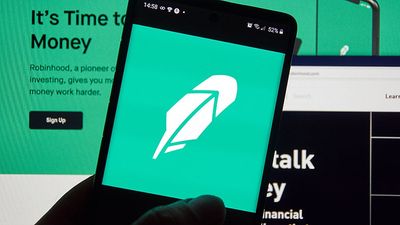 Robinhood Stock Breaks Out After Surge In Bitcoin, Cryptocurrencies