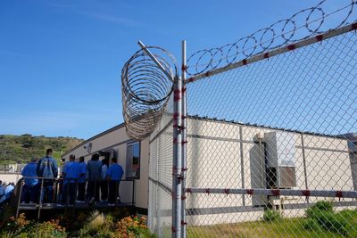 Some Californians released from prison will receive $2,400 under new state re-entry program