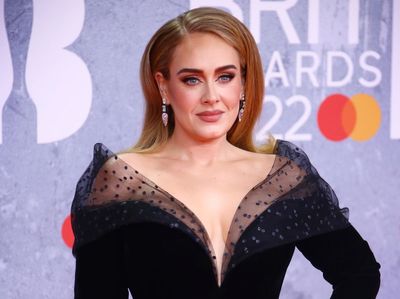 Adele praises influential women after being honored at THR's Women in Entertainment gala