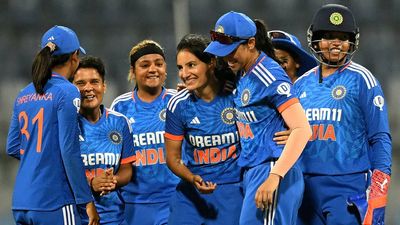 Formidable England pose significant challenge for India women in 2nd T20I
