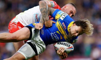 Rugby league to lower professional tackle height over concussion risk