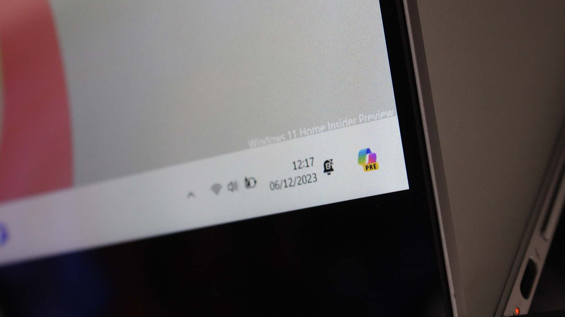 Undock Microsoft tests 'undock-able' Copilot interface in…