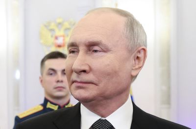 Putin confirms run for Russian presidency in 2024 election