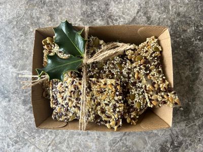 Plan your menu, delegate to guests and make these gluten-free crispbreads: how to host Christmas with two weeks to go