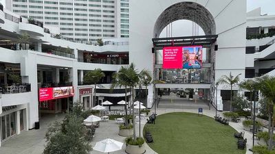 Two LED Video Displays Are Welcoming and Informing Los Angeles Visitors
