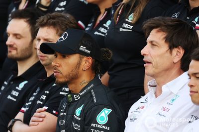 Hamilton: FIA behaviour on Toto and Susie Wolff is “unacceptable”
