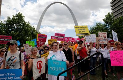 Missouri lawmakers propose allowing homicide charges for women who have abortions