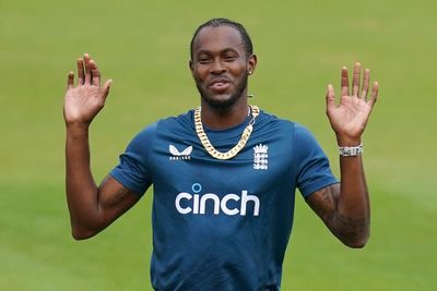 Jofra Archer is special guest at England training ahead of ODI series decider