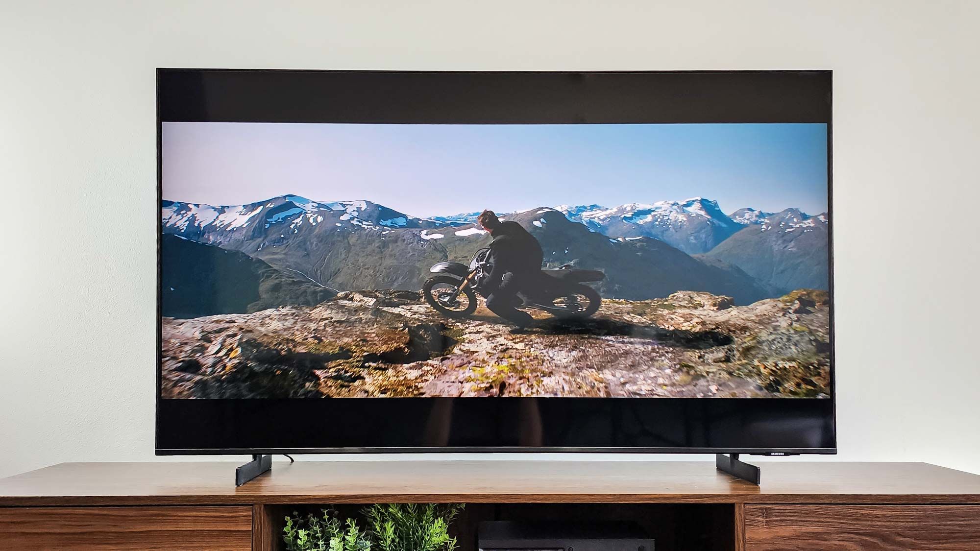 Samsung CU8000 TV review