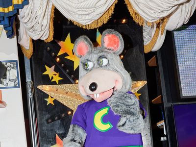 Kids are losing the Chuck E. Cheese animatronics. They were for the parents, anyway