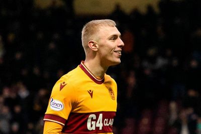 Motherwell 1 St Johnstone 1: Fir Park side leave it late to salvage a point