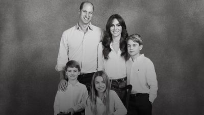 Duke and Duchess of Cambridge release new family picture for royal Christmas card