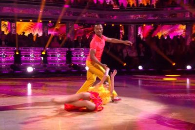 Strictly Come Dancing fans in shock as Annabel Croft error leaves her spinning on dancefloor