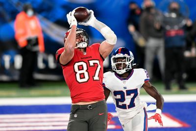 Rob Gronkowski says Giants tried to lure him out of retirement