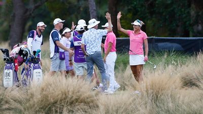 Lexi Thompson Makes Stunning Ace To Fire Her Team Into Contention At Mixed Event