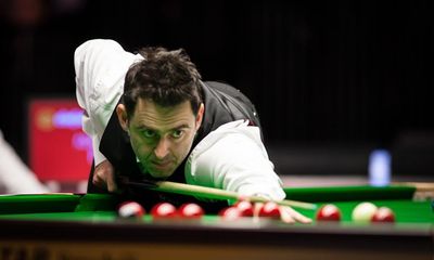 Why do snooker players wear waistcoats?