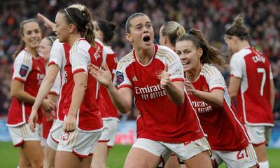 Russo doubles up as Arsenal thrash Chelsea to blow WSL title race open